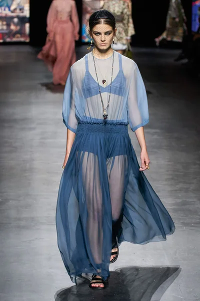 Look 85